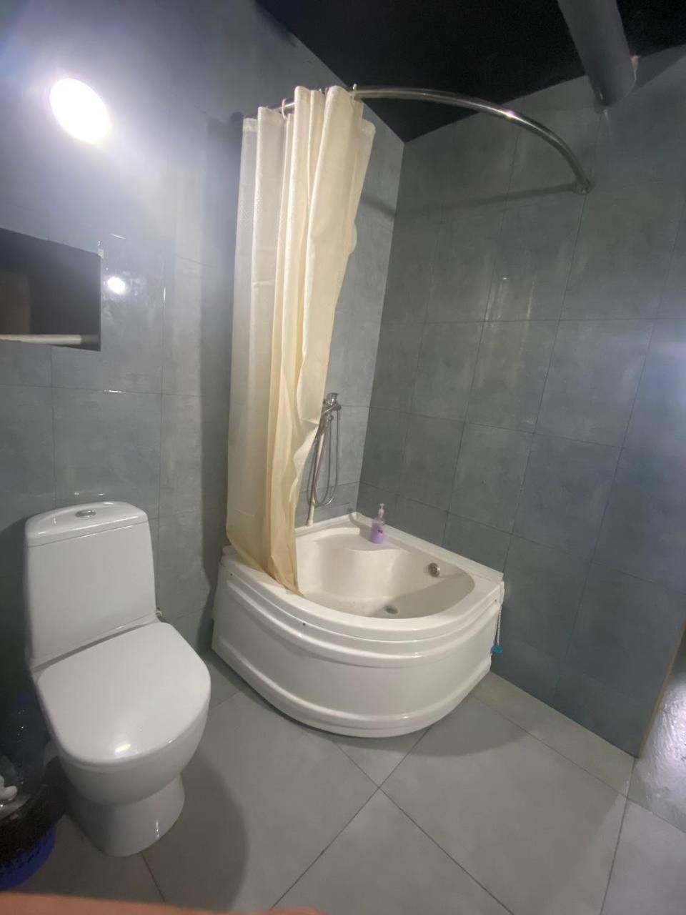 טשקנט Hostel Na Bobura מראה חיצוני תמונה